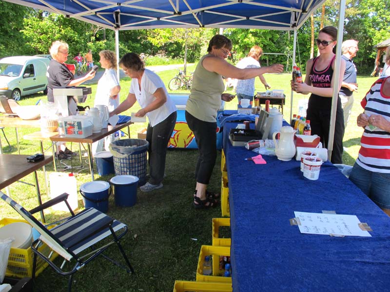 Geithusdagen2011-53_Bevertning-GeithusVEL